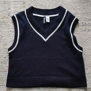 2 For 15! H&M Navy Knit Vest with White Accents